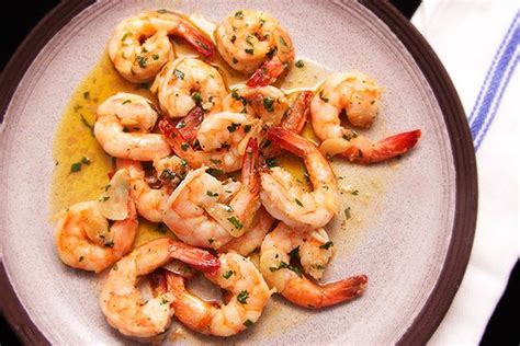 spanish-style-garlic-shrimp-gambas-al-ajillo image