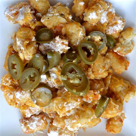 cheesy-jalapeno-tater-tots-good-in-the-simple image