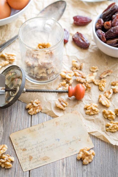 date-bar-recipe-old-fashioned-homemade-date-nut image