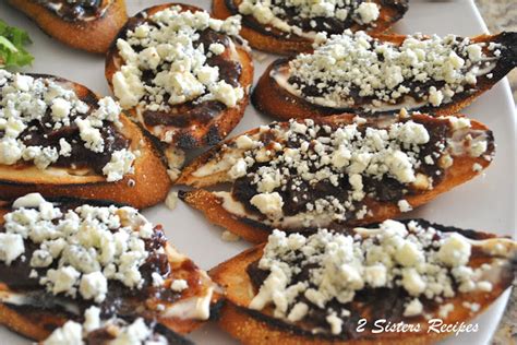 bruschetta-with-fig-jam-gorgonzola-2-sisters-recipes-by image