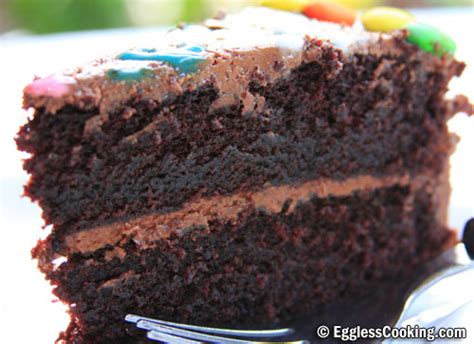 the-best-eggless-chocolate-cake-recipe-chocolate-cake-without image