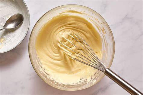 quick-and-easy-vegan-cream-cheese-frosting image