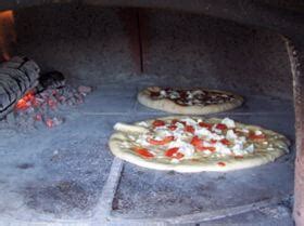 brick-oven-pizza-wood-fired-pizza-forno-bravo image