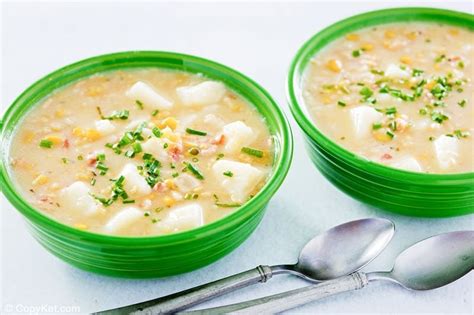 easy-creamy-corn-chowder-with-potatoes-copykat image