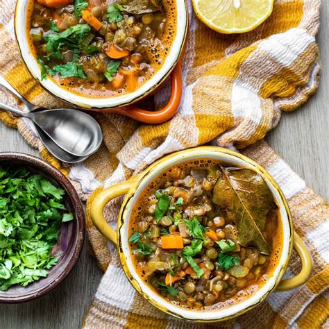 easy-greek-lentil-soup-fakes-recipe-veggies-dont-bite image