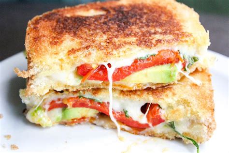 avocado-bacon-gourmet-grilled-cheese-sandwich-easy image