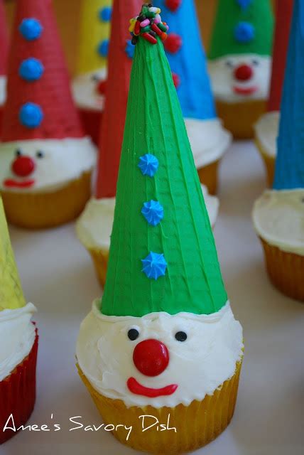 adorable-carnival-clown-cupcakes-for-kids-amees image