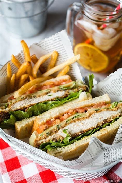 chicken-katsu-sandwich-チキンカツサンド-just-one image