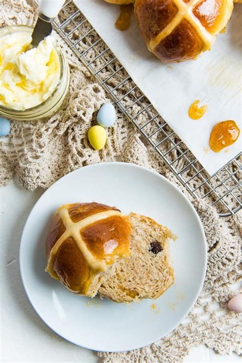 soft-and-fluffy-classic-hot-cross-buns-the-flavor image