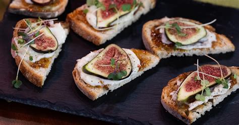 ina-gartens-fig-and-goat-cheese-toasts-recipe-today image