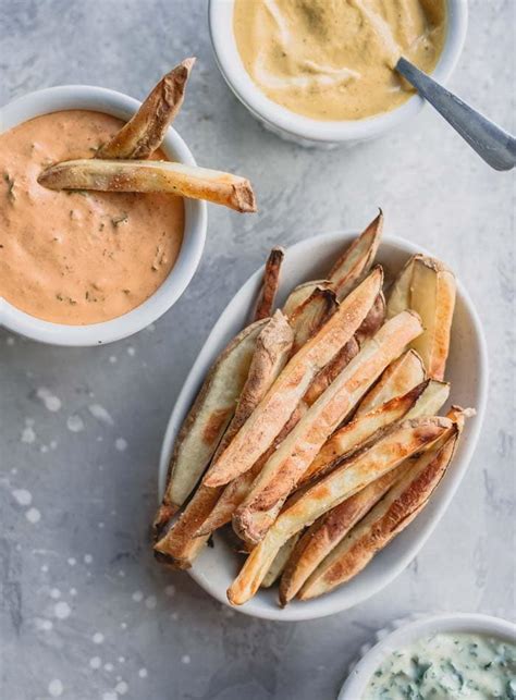 oil-free-baked-fries-with-healthy-vegan-dips-running image