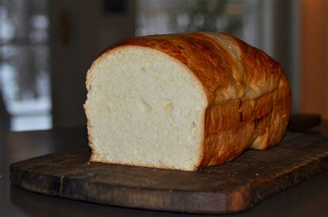 massa-sovada-portuguese-sweet-bread-the image