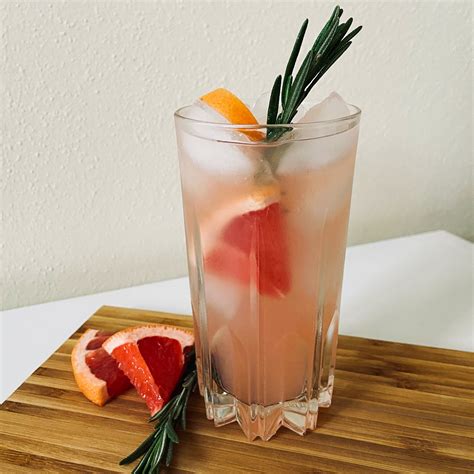 grapefruit-gin-fizz-new-deal-distillery image