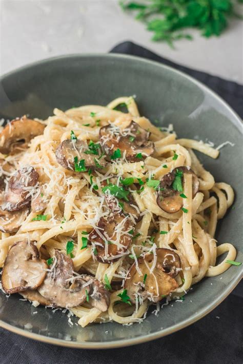 creamy-mushroom-pasta-recipe-the-dinner-bite image