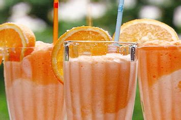 13-boozy-creamsicle-cocktails-that-arent-totally-stupid image