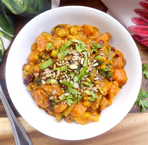 chickpea-kidney-bean-and-spicy-tomato-vegetable-stew image