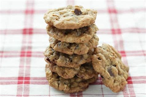 healthy-oatmeal-chocolate-chip-cookies-yummy image