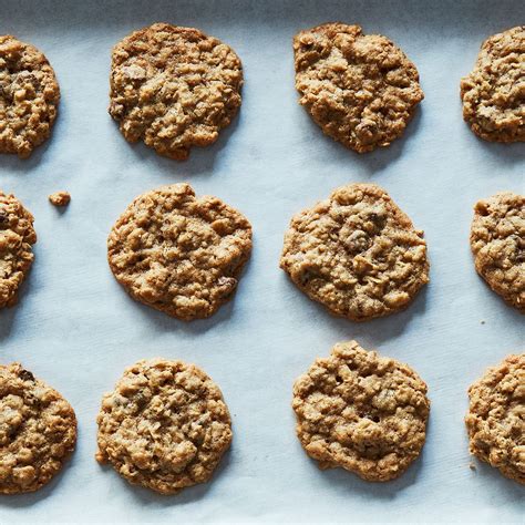 best-crispy-oatmeal-chocolate-chip-cookies image
