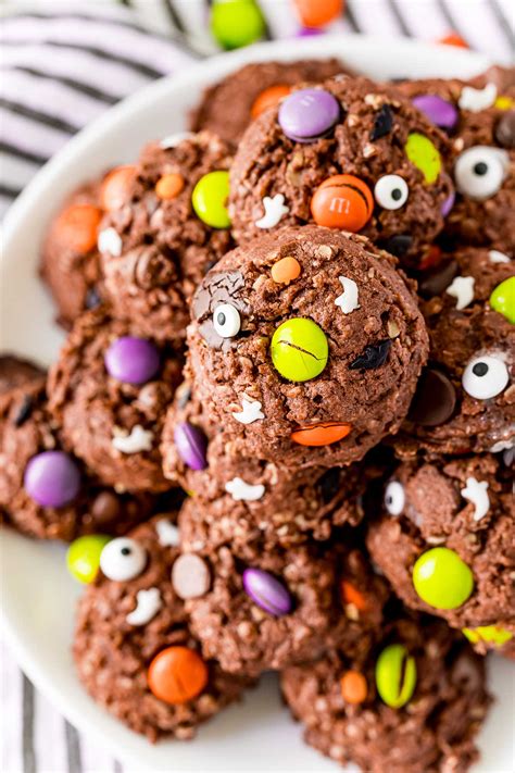 easy-halloween-monster-cookies-recipe-sugar-and-soul image