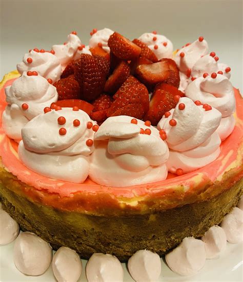 strawberry-and-champagne-cheesecake-north-eats image
