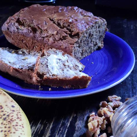 banana-nut-bread-diabetic-friendly-the-hungry-physicist image