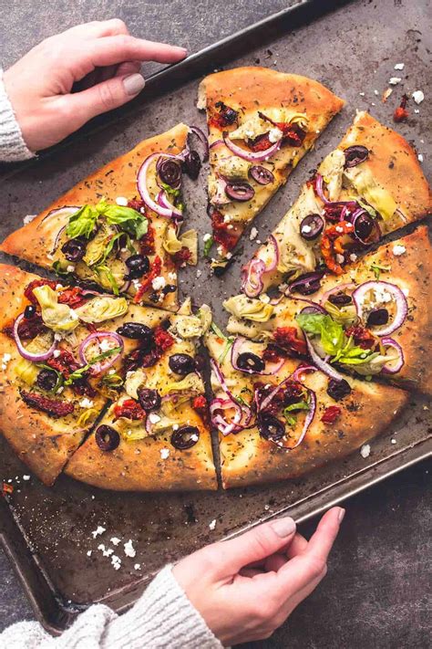 mediterranean-veggie-pizza-creme-de-la-crumb image