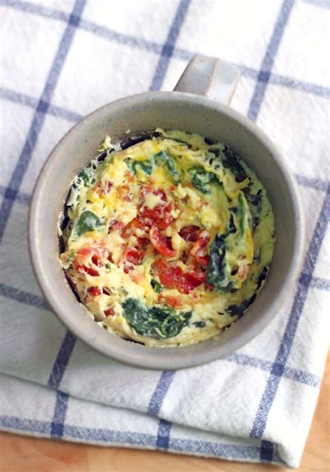 5-minute-spinach-and-cheddar-microwave-quiche-in-a image