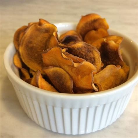 microwave-sweet-potato-chips-yum-taste image
