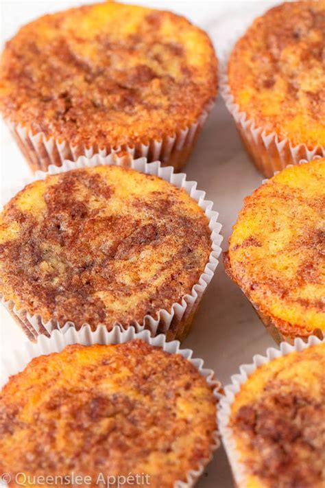 cinnamon-roll-cupcakes-recipes-queenslee-apptit image