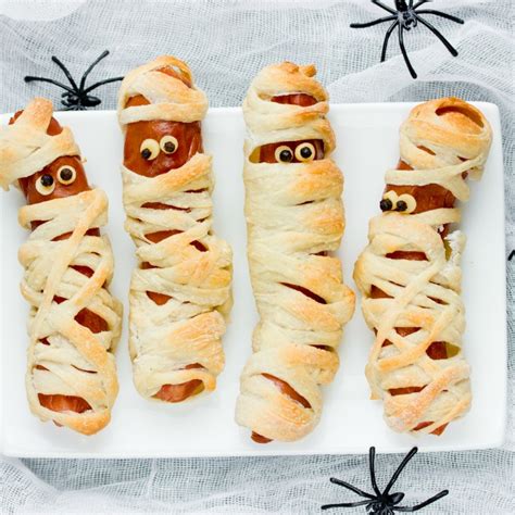 28-spooky-halloween-food-treats-recipes-tip image