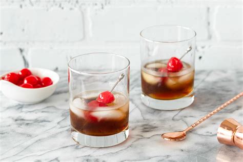 black-russian-vodka-and-coffee-cocktail-recipe-the-spruce-eats image