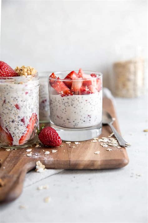strawberry-overnight-oats-fit-mitten-kitchen image