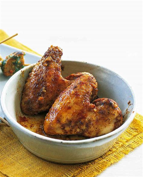 chicken-wings-with-garlic-and-paprika-pollo-al-ajillo image