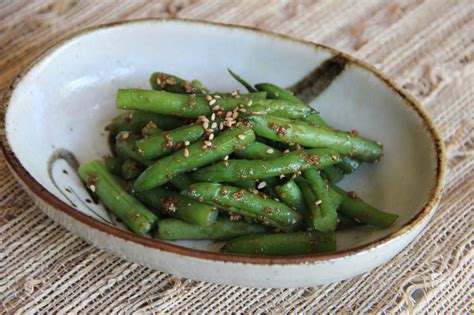 green-beans-with-sesame-sauce-recipe-japanese image
