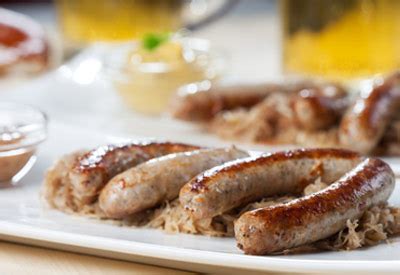 rays-food-place-recipe-beer-glazed-brats-and image