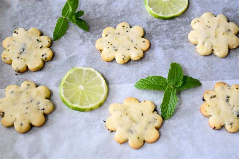 fresh-mint-and-lime-shortbread-cookies-zesty-south image