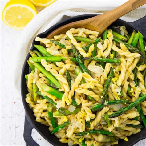 lemon-asparagus-pasta-ready-in-20-minutes image
