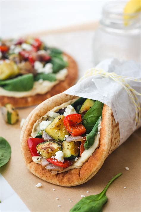zucchini-and-hummus-pita-sandwiches-vegetarian-lunch image