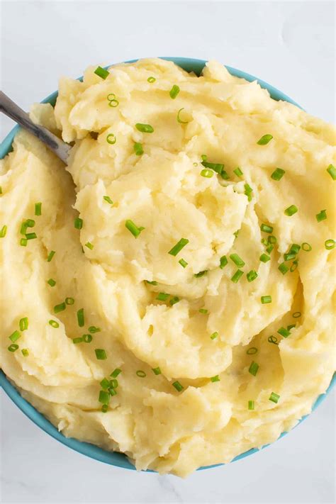 the-best-creamy-whipped-potatoes-hint-of-healthy image