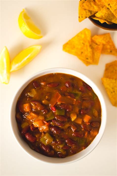 red-beans-vegan-chili-simple-vegan-blog image