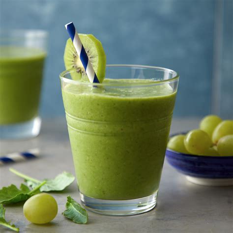 green-smoothie image
