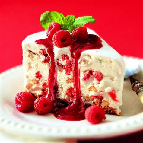 ice-cream-fruitcake-chatelaine image