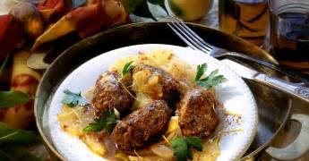 meatballs-with-onion-sauce-recipe-eat-smarter-usa image
