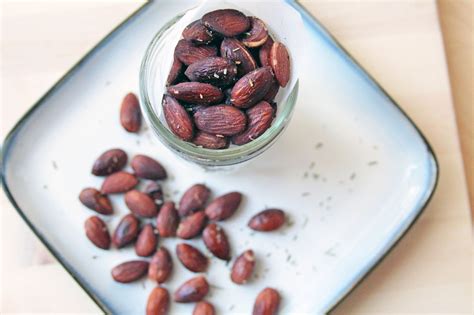 savory-roasted-almonds-homemade-nutrition image