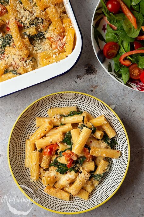 tomato-spinach-and-mozzarella-pasta-bake image