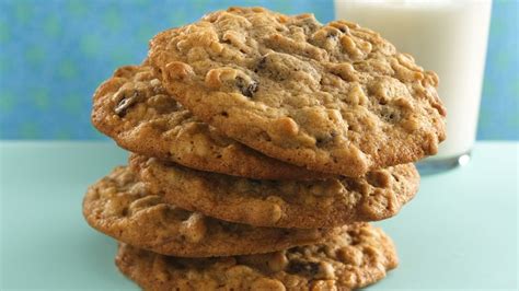 old-fashioned-oatmeal-raisin-cookies image