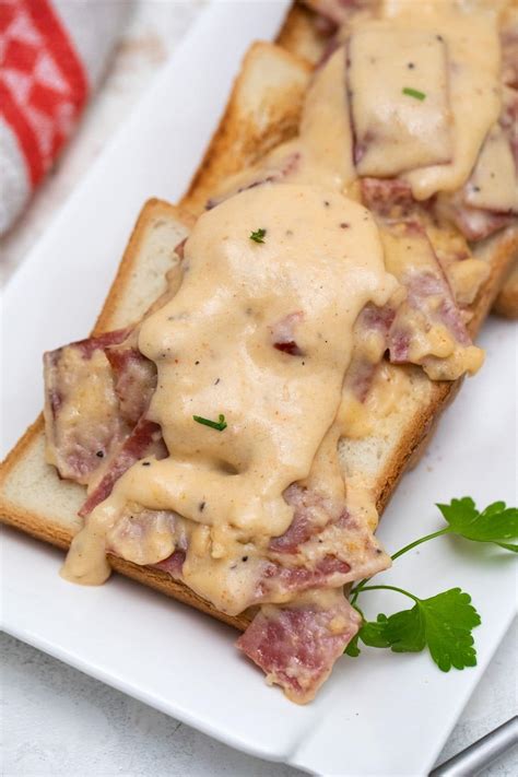 the-easiest-creamed-chipped-beef-recipe-mommy image