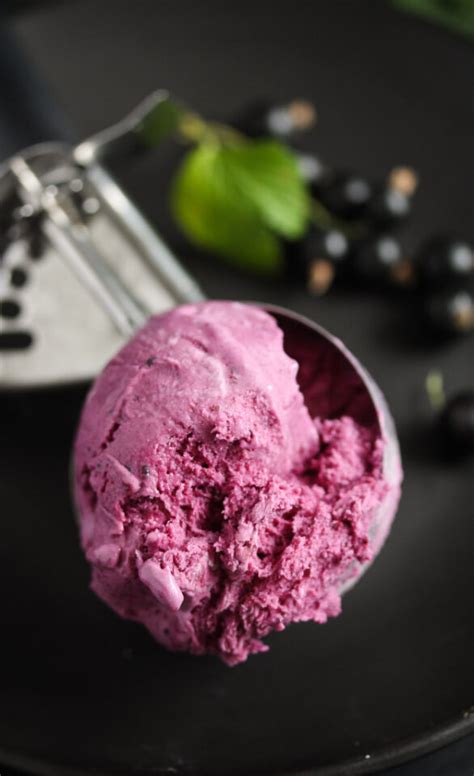 black-currant-ice-cream-where-is-my-spoon image