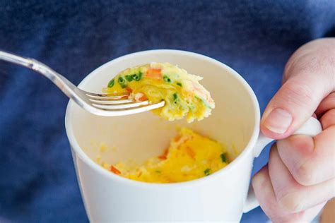 microwave-omelette-in-a-mug-simply image