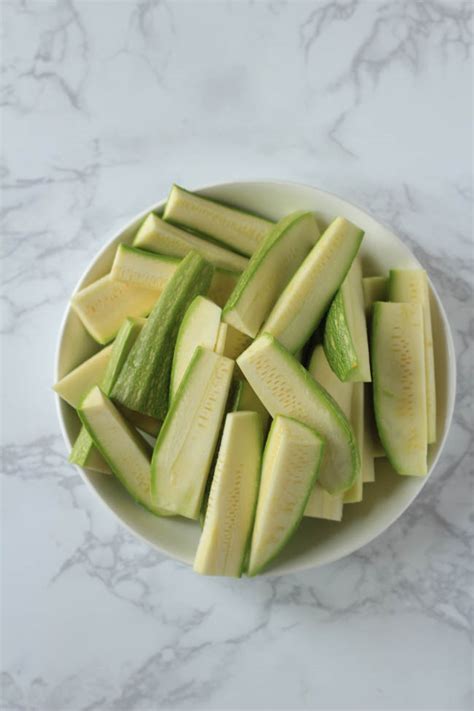 5-minutes-zucchini-salad-china-sichuan-food image